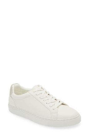 Nordstrom Rack Austin Low Top Sneaker in White at Nordstrom Rack, Size 8.5