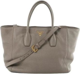 Prada Pre-owned Handbags, female, Gray, Size: ONE SIZE Pre-owned Vitello Daino Handbag