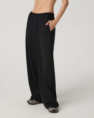 Vuori Clothing Womens Sunday Track Pants | Black | XS, Size Extra Small