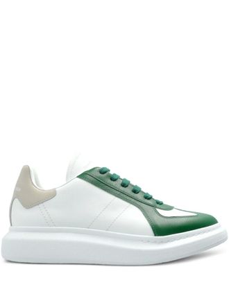 Alexander McQueen Oversized panelled lace-up sneakers - Green