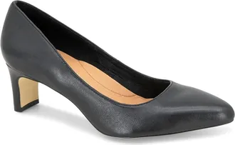 Andr&eacute; Assous Womens Wynne Sandals In Black