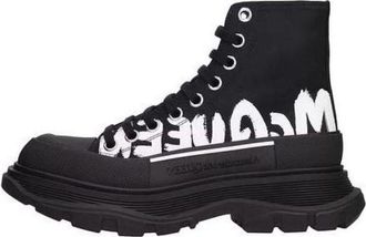 Alexander McQueen (WMNS) Alexander McQueen Tread Slick Graffiti Logo Boots Black White 676718W4RQ21006