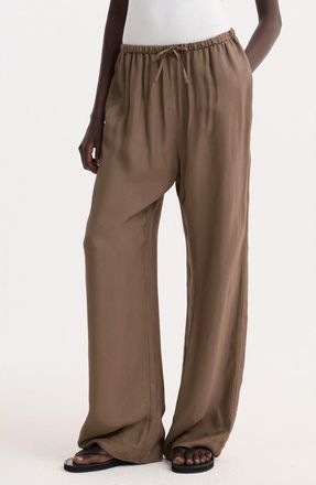 R&oacute;he Mini Check Relaxed Drawstring Pants in Brown Mini Check at Nordstrom, Size 12 Us