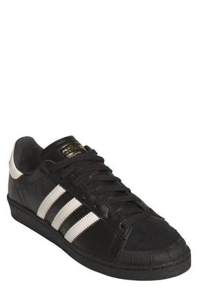 adidas Gender Inclusive Jabbar Half Shell OG Sneaker in Black/Off White/Gold Met at Nordstrom, Size 13.5 Womens