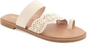 Kensie Maddox Toe Loop Sandal in Off White at Nordstrom Rack, Size 7.5