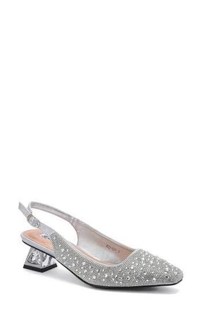 Lady Couture Ronda Slingback Pump in Silver at Nordstrom Rack, Size 13