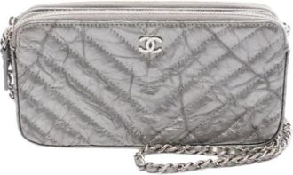 Chanel Pre-owned Cross Body Bags, female, Gray, Size: ONE SIZE Pre-owned Leather chanel-bags