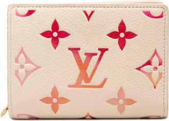 Louis Vuitton Beige Leather Wallet (Bi-Fold) (Pre-Owned)