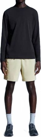 On Focus Long T Shirt In Black