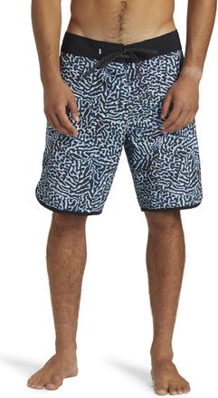 Quiksilver Boardshorts QUIKSILVER Highline Scallop 19, Herren, Gr. 28(XS), blau (swedish blau), Obermaterial:88% Microfaser, 12% Elasthan;, Hosen Boardshorts