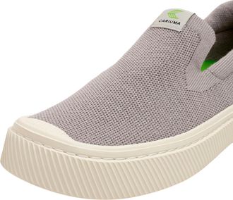 Cariuma Cariuma IBI Slip On Light Grey 300708G19 Womens