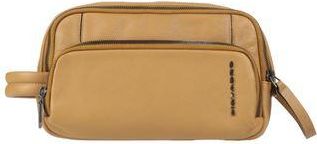 Piquadro LUGGAGE - Beauty cases sur YOOX.COM