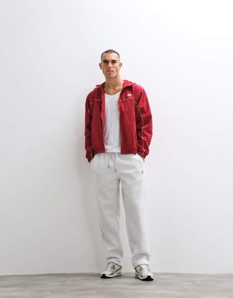 Nike Jordan joggers dritti pesanti con logo in grigio chiaro