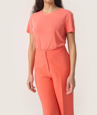 Soaked In Luxury Columbine Short Sleeve T-Shirt In Hot Coral