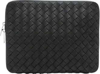 Bottega Veneta Pre-owned Clutches, female, Black, Size: ONE SIZE Pre-owned Woven Leather Clutch