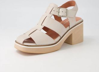 Django & Juliette Womens Jear Leather Platform Sandals In Almond