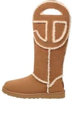 UGG x Telfar Logo Tall Chestnut 1155870-CHE