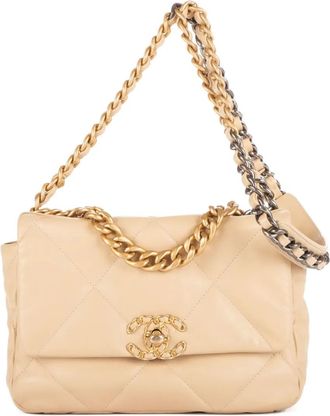 Chanel quilted chain bag - women - Leather - One Size - Neutrals