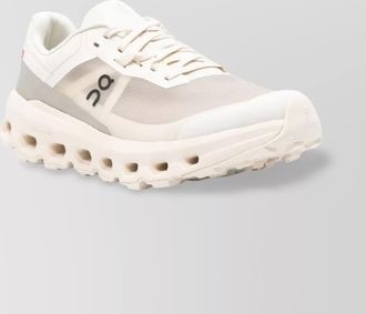 On cloudvista 2 mesh paneling round toe sneakers