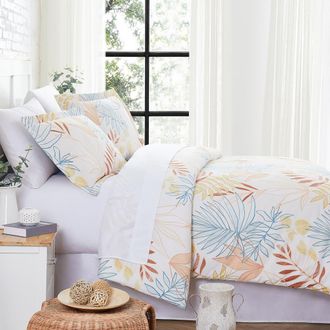 Southshore Fine Linens Tropic Leaf Duvet Cover Set at Nordstrom Rack, Size King/california King