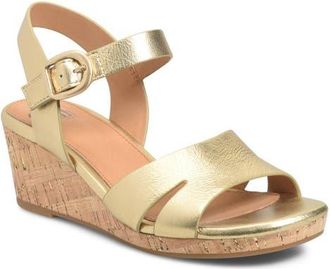 S&ouml;fft Vanessa Ankle Strap Platform Wedge Sandal in Gold at Nordstrom, Size 8.5