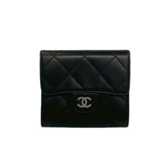 Chanel Pre-owned Wallets, female, Black, Size: ONE SIZE Pre-owned Matelasse Lambskin Wallet