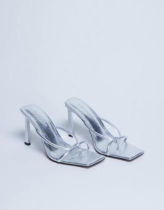 Topshop Flora - Scarpe infradito argentate con tacco alto e listini sottili-Argento