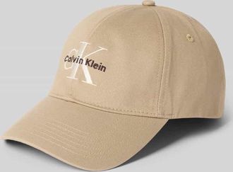 Calvin Klein Gr&ouml;&szlig;enverstellbare Cap mit Label-Stitching in Sand, Gr&ouml;&szlig;e 1
