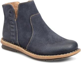 Børn Taj Bootie in Navy Distressed at Nordstrom, Size 7.5