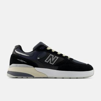 New Balance Mens Numeric Andrew Reynolds 933 Sneakers In Black/eclipse