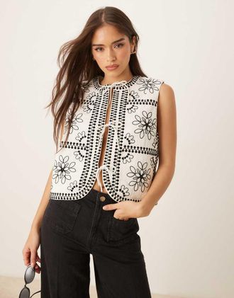 Nobody's Child Layla - Gilet ricamato monocromatico con laccetti-Multicolore