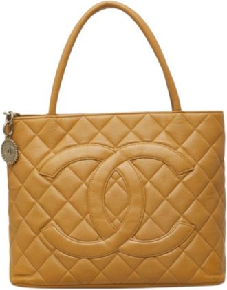 Chanel Beige Grained Calfskin Handbag Tote Bag (Pre-Owned)