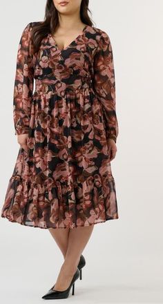Estelle Natalia Floral Long Sleeve Midi Dress in Chocolate/Blush at Nordstrom, Size 18W