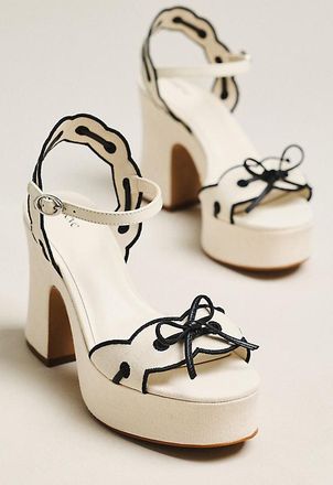 Maeve Contrast Scalloped Platform Sandals