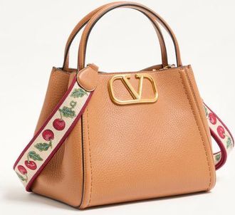 Valentino Garavani Borsa a mano media Valentino Garavani Alltime in vitello granato con tracolla in nastro ricamo Cherryfic Donna MANDORLA UNI