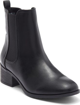 Kenneth Cole Reaction Salas Block Heel Chelsea Boot in Black at Nordstrom Rack, Size 7.5
