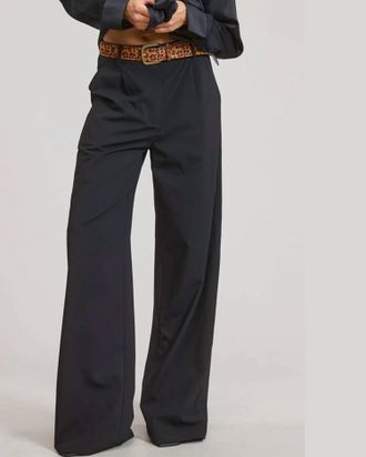 Mimosa Classic Pleated Wide-Leg Trousers In Black