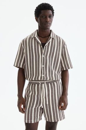 H&M Regular-fit shorts in Brown/striped at Nordstrom, Size Xx-Large