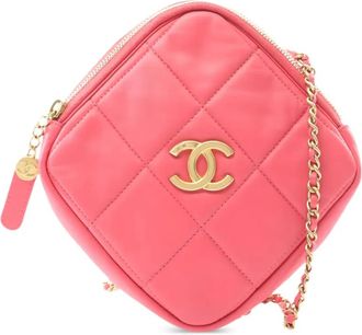 Chanel 2020-2021 Matelass&eacute; crossbodytas met ketting - Roze
