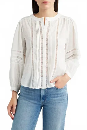 ZOE AND CLAIRE Kathryn Line Lace Blouse In Off White