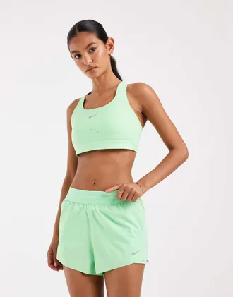 Nike Swift Dri-FIT shorts 2 in 1 a vita media in verde neon