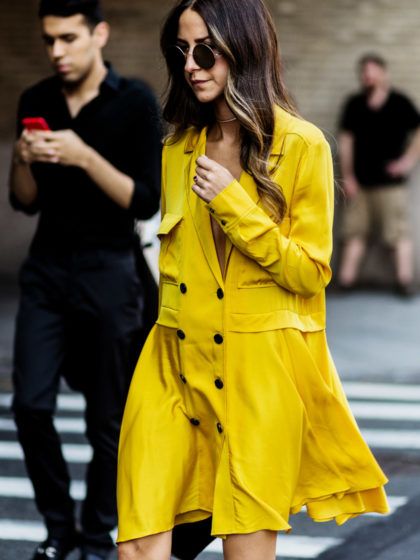 El vestido favorito de las It Girls es un vestido amarillo