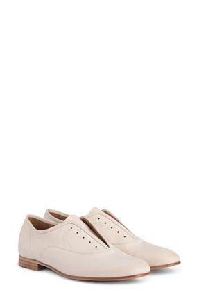 Pedro Garcia Gerti Laceless Oxford in Plaster at Nordstrom Rack, Size 8Us / 38Eu
