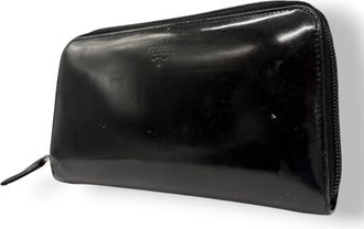 Prada Black Patent Leather Long Wallet (Bi-Fold) (Pre-Owned)