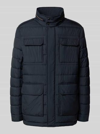 Bugatti Steppjacke mit Stehkragen und Pattentaschen in Marine, Gr&ouml;&szlig;e 60