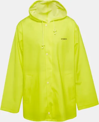 VETEMENTS Neon Yellow Logo Print Synthetic Raincoat