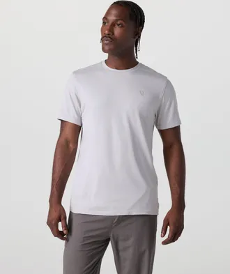 Vuori Clothing Short Sleeve Clearview Seamless T-Shirt | Frost Grey | Medium