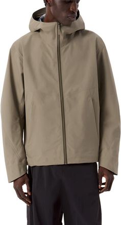 Veilance Arris Gore-Tex Waterproof Hooded Jacket in Beige at Nordstrom, Size Medium
