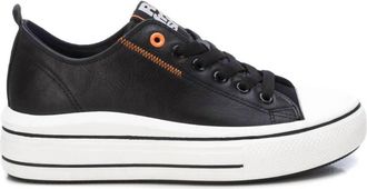 Refresh Womens Casual Sneaker In Black