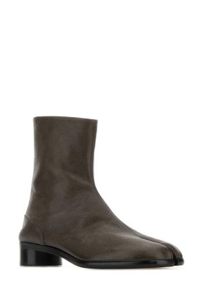 Maison Margiela Mens Olive Green Leather Tabi Ankle Boots Coldbrown Stivali